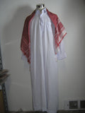 Saudi Thawb with Collar / Red and White Headcover